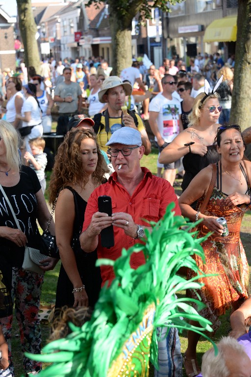 ../Images/Zomercarnaval Noordwijkerhout 227.jpg